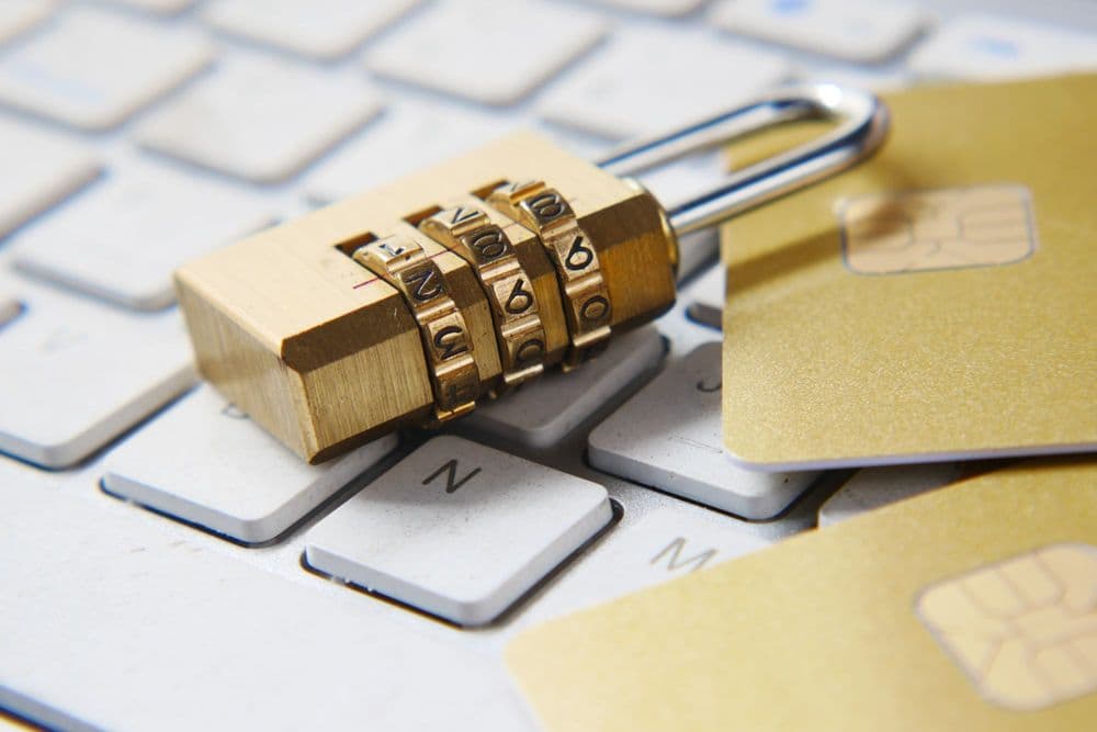 Securing a SaaS account login on a laptop